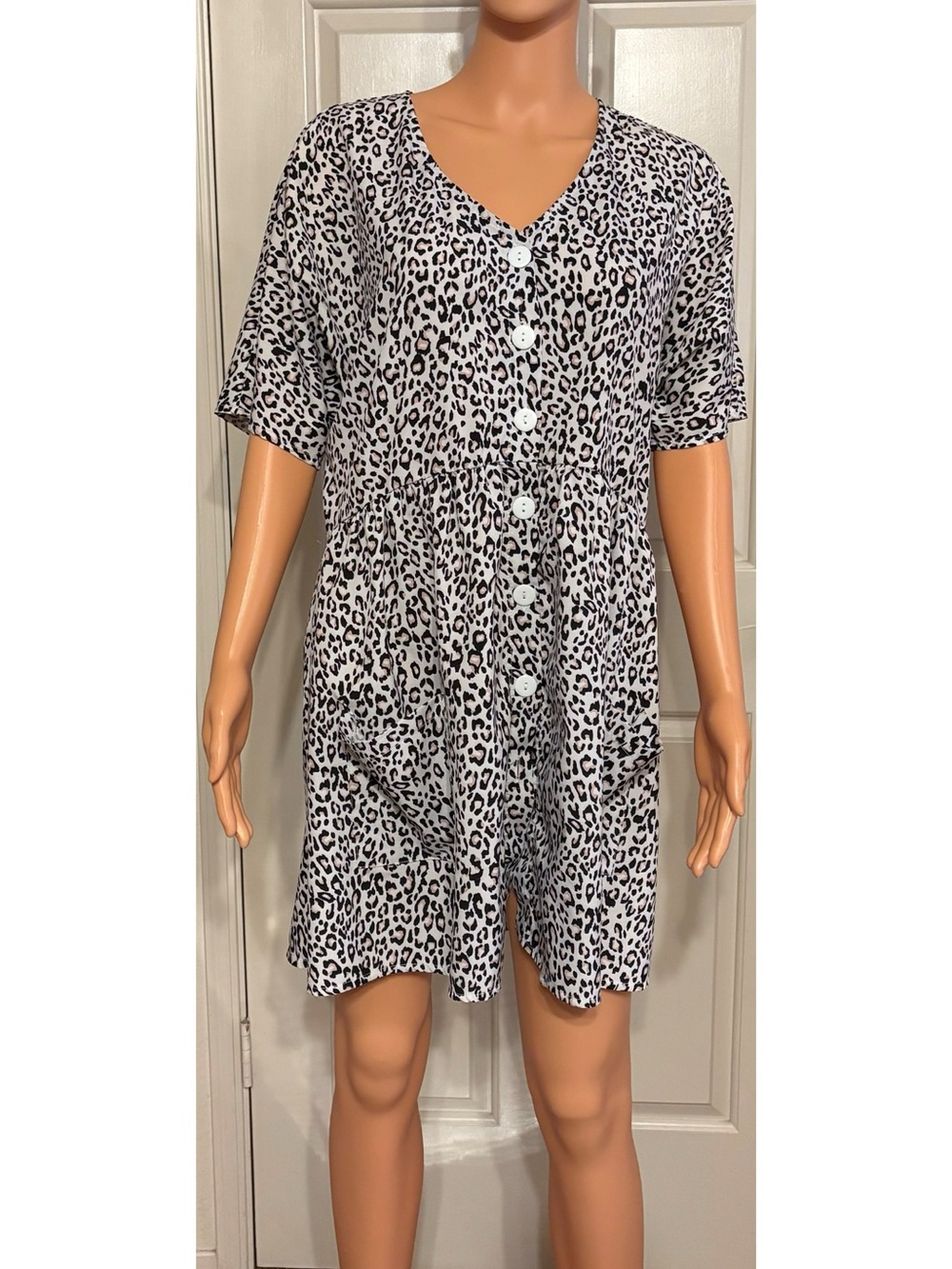 Leopard Print Button-Front Dress - White/Black